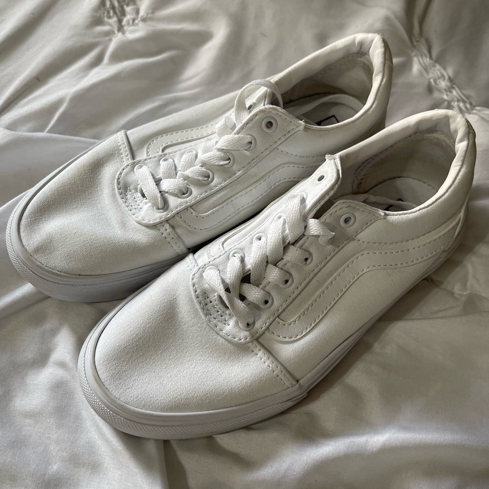 White vans